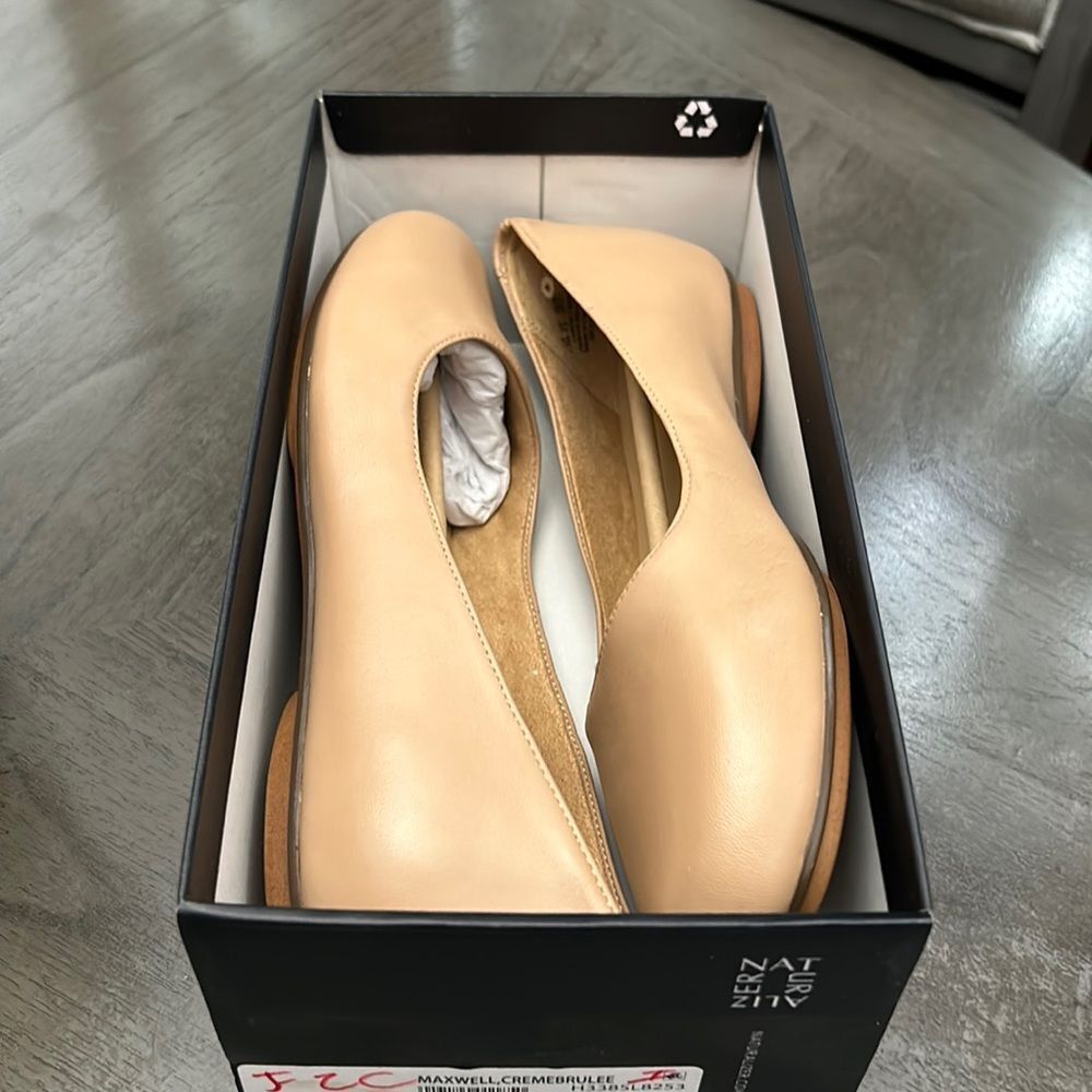 Naturalizer Maxwell Ballet Flat - Picture 2 of 10